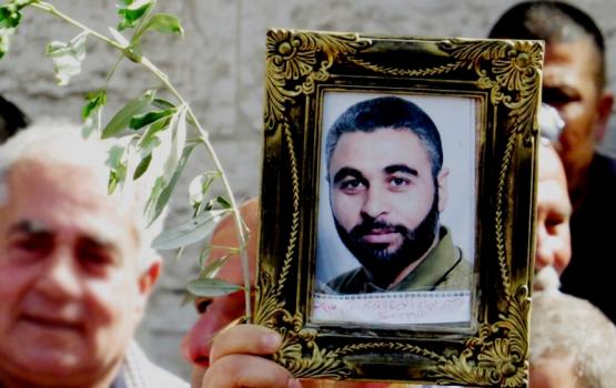 صور.. زيارات أهالي الأسرى: رحلة معاناة وعذاب لا تنتهي