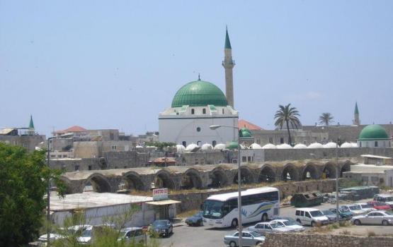 الاحتلال يبحث اليوم حظر الآذان في المساجد