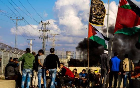 جمعة الغضب الـ12 .. إصابات في مواجهات الضفة والقطاع