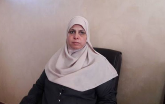 المحررة "الحافي":تعرض الأسيرات لتفتيشات مستفزة بالسجون