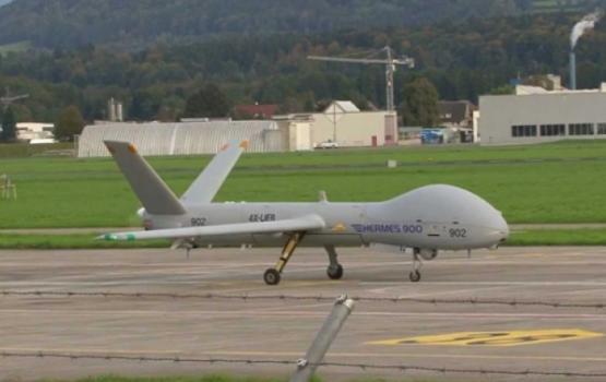 الكيان يستغل أزمة اللاجئين لتسويق أجهزة استخبارية