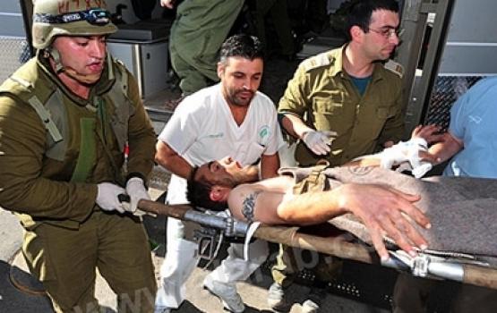 إصابة صهيوني بجراح خطيرة إثر طعنه في عسقلان