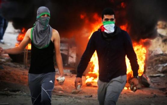 "الخليل".. عنفوان الثورة الذي  خط بالدماء
