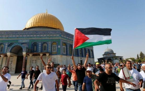 صمود المقدسيين.. الحصن المنيع أمام مخططات الاحتلال بالأقصى