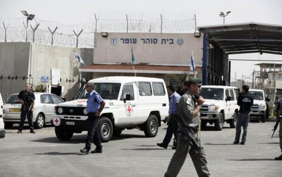 إدارة "عسقلان" تُعلن عن إجراءات تعسفية بحق الأسرى