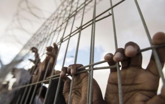 4 أسرى يدخلون أعوامًا جديدة داخل سجون العدو