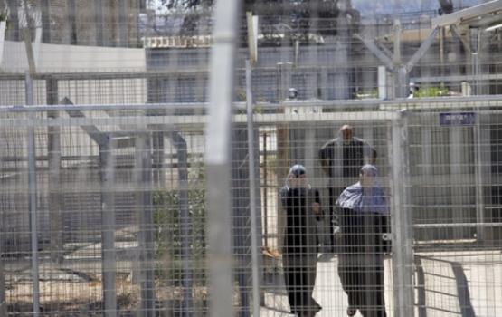 الأسيرة الجريحة أمل طقاطقة تدخل عامها السابع والأخير في الأسر