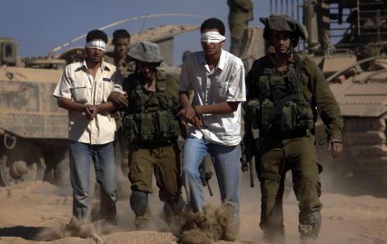 الاحتلال يعتقل مواطنين وطفلا في يعبد جنوب جنين