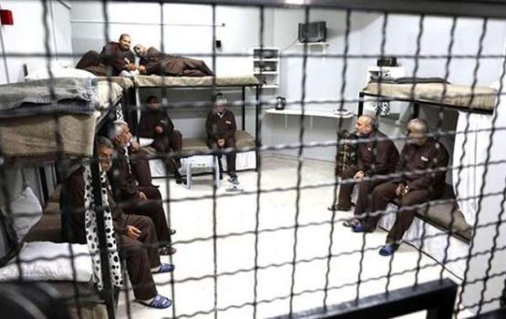 ستة أسرى يواصلون إضرابهم عن الطعام وسط ظروف صحية خطيرة