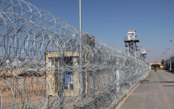 خمسة أسرى يدخلون أعوامًا جديدة في سجون الاحتلال