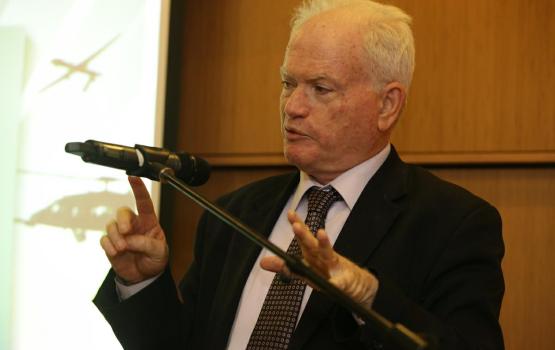 عاموس جلعاد: لا أتوقع حرب الصيف الحالي