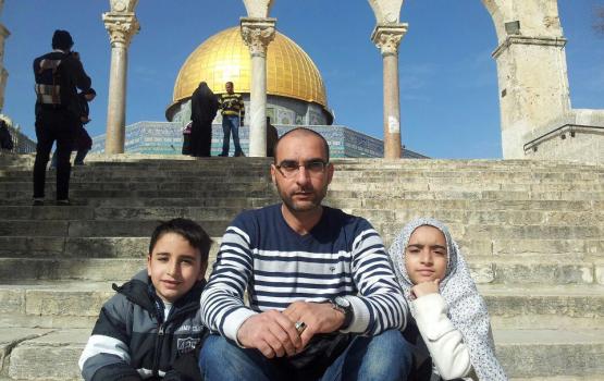  الاحتلال يحتجز الأسير "عنان نجيب" في معتقل المسكوبية بظروف سيئة